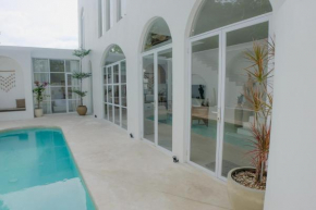 Close to Jimbaran Beach, 3BR with Private Pool